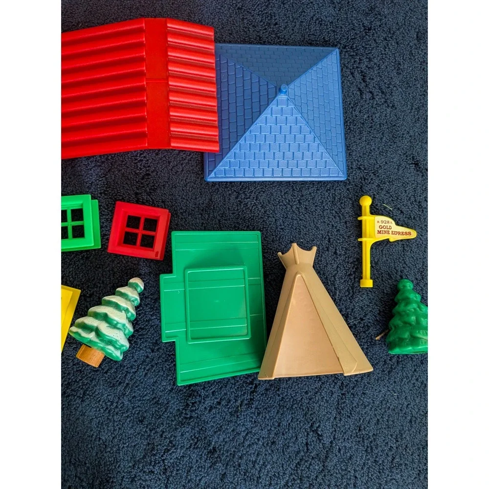 Vintage Lincoln Logs Replacement Parts Accessories Pony Express Station 15pc Lot